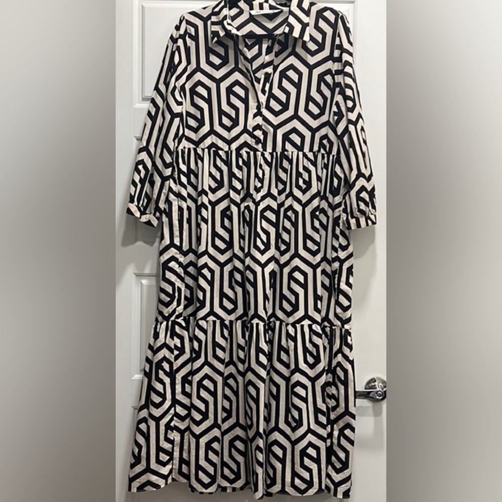 ZARA black & white midi dress